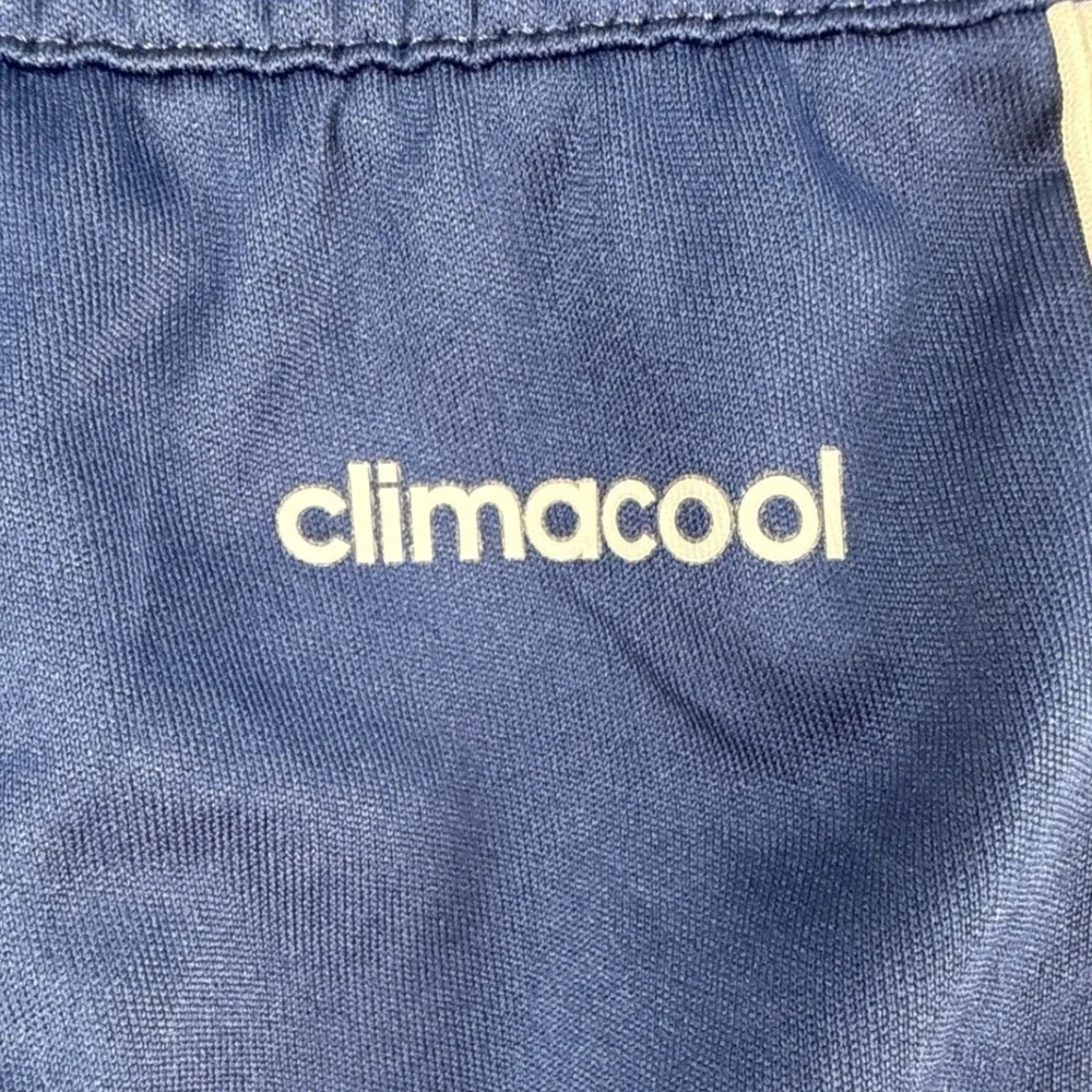 Adidas Shorts Mens XL Climacool Training Navy Blue White Striped EUC